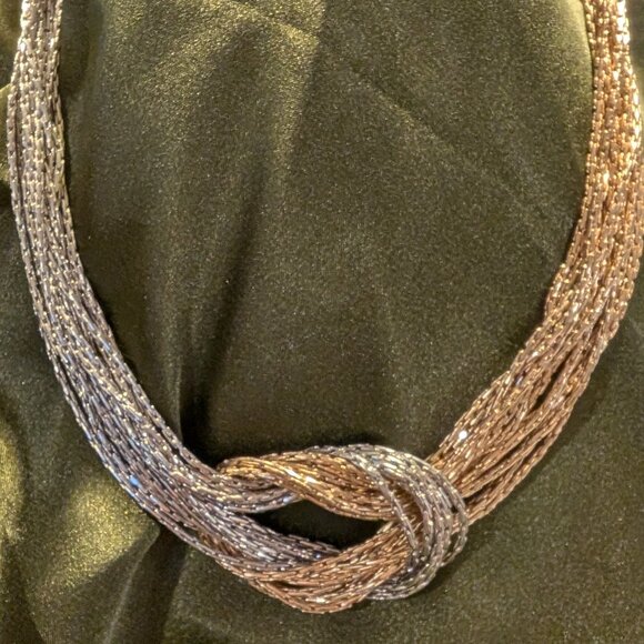 Vintage knot necklace - Picture 2 of 5